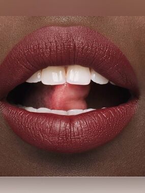 MAC Diva Matte Lipstick 💄PLEASE SEE DESCRIPTION!